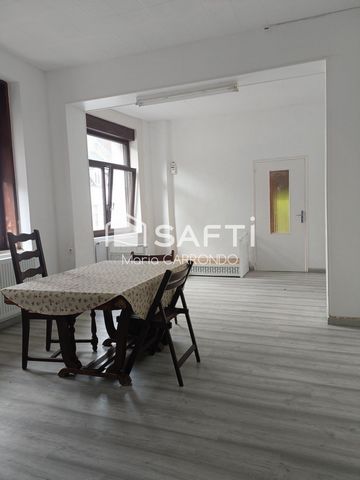 SEMI PLAIN PIED DE TROIS CHAMBRES PLUS UN BUREAU