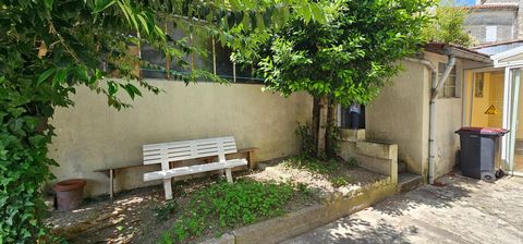 large potentiel de rénovation au coeur d'Angoulême dans le quartier St Gelais !