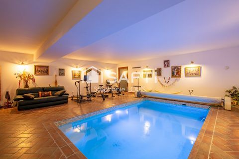 Au calme avec vue dégagée - Piscine intérieure - Double garage