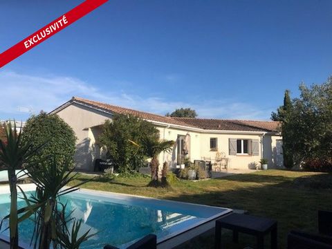 Montbeton , agréable villa T5 sur une parcelle de 2009m² avec spacieux cabanon , grand garage et piscine .