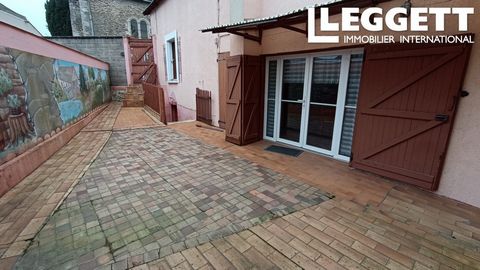 A18226CC53 - This is a lovely renovation project for this stone house, the habitable space is around 125 m² with a spacious garage which you could transform into habitable space. Connected to the house there is a courtyard and a small cellar. On the ...