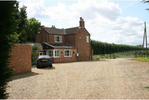 Long meadow farm for sale in Wisbech Cambridgeshire UK Esales Property ID: es5553410 Property Location Long meadow farm, Mill lane, Wisbech Cambridgeshire PE135JP Newly Renovated Family home, 2 Great outbuildings and land. Property Details A Renovate...