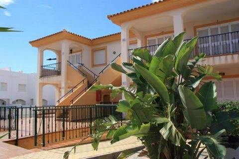 2-bedroom ground floor apartment for sale in Palomares, Almería. The property on the first floor consists of 2 bedrooms, 1 bathroom, fully equipped kitchen, living room with access to a nice terrace overlooking the mountains and the pool. The propert...