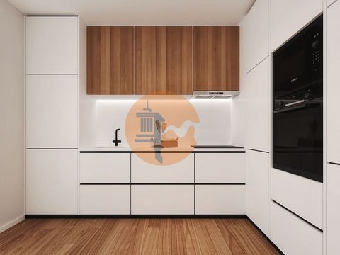 Este piso de tres dormitorios destaca por su diseño funcional y moderno. Al entrar, un hall de entrada conduce directamente a una cocina abierta integrada y sala de estar, proporcionando un ambiente acogedor y versátil para vivir y comer. La cocina e...