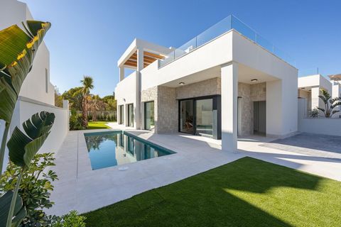 FANTASTIQUE VILLA DE 3 CHAMBRES CLÈ EN MAIN I À FINESTRAT~ ~ Nouveau développement de 12 villas à Finestrat, dans la Sierra Cortina - l'une des meilleures urbanisations de la Costa Blanca.~ ~La villa est construite sur 2 étages, dispose de 3 chambres...