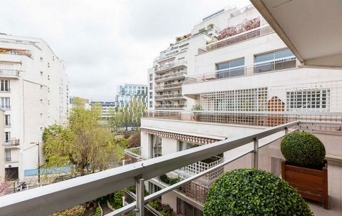 Bel appartement avec grand balcon!