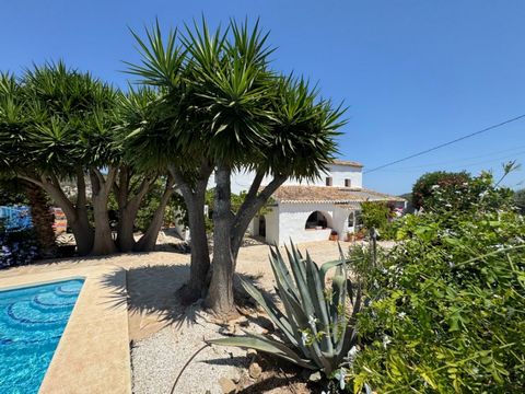 Welcome to Your Tranquil Finca in Benitachell Escape to this beautiful rustic finca nestled in the heart of Benitachell, Alicante. With 4 spacious bedrooms and 3 wellappointed bathrooms, this property offers plenty of room for families or guests, mak...