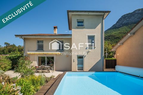 Maison - 7 pièces - 160 m²