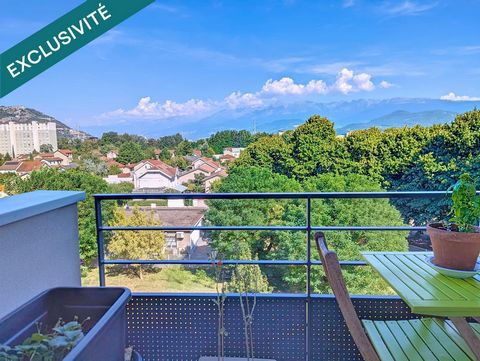 Appartement 3 pièces traversant avec balcons, cave et vue dégagée