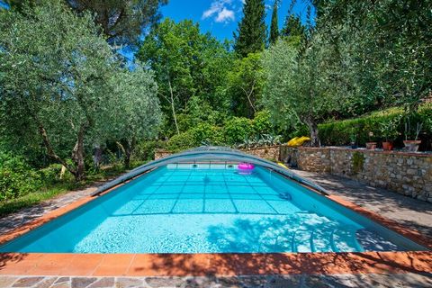 This Holiday home is located in a beautiful panoramic position in San Casciano Val di Pesa (FI) surrounded by amazing views of the countryside. There is 1 bedroom where 5 people can comfortably stay. Ideal for a small family on a vacation, the home f...