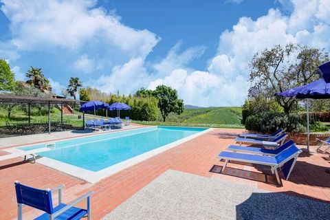 This Tuscan agriturismo lies 30 km North-west of Volterra in the heart of Tuscany is where you will find the village Peccioli. Ideal for a small family or a group, you have a swimming pool, shared, for enjoying a refreshing dive and a furnished garde...