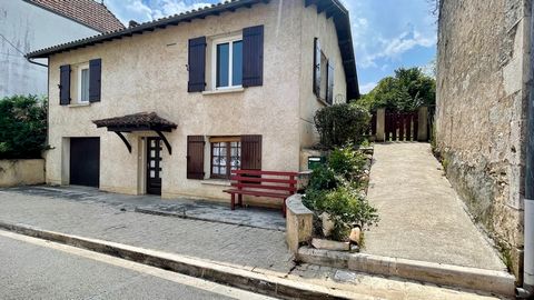 Dpt Dordogne (24), à vendre proche de BERGERAC maison P4