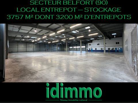 In the Belfort - Montbéliard sector Storage or production premises of more than 3700 m2 including 3200 m2 of warehouse and 580 m2 of offices on land of more than 9700 m2. Equipped with docks and truck and car parking, this very beautiful and practica...