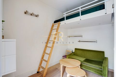 PARIS XIX - BR Immobilier is honored to present this charming studio apartment on the ground floor with private access and mezzanine, just a few steps from the Laumière metro station, close to the Canal de l'Ourcq and the Buttes Chaumont park. Comple...