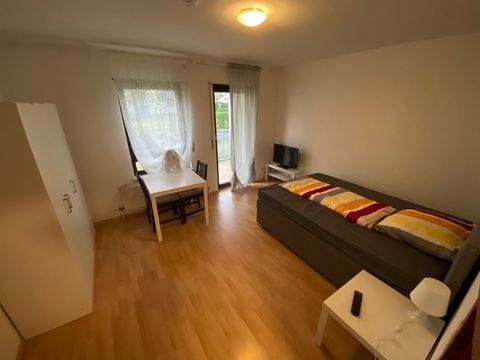 The 1-room-apartmen in Karlsruhe-Waldstadt with a living space of approx. 26m2 and balcony is fully furnished and equipped. It has a private bathroom with shower (towels are also at your disposal), wardrobe, double-bed (140x200), desk/dining table, L...