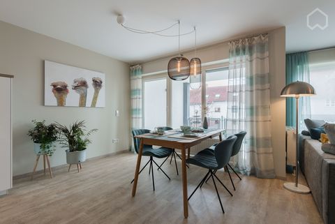 The completely renovated apartment is located in an absolutely quiet new development area in close proximity to the golf course and a nature reserve.In the modern styled apartment with fully equipped, bright kitchen you will find everything for a rel...