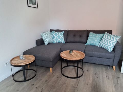 Freshly and completely renovated Apartment with 2 bedrooms - one with a 180x200 matrimonial bed and another one with a Bed which can be used as single bed (80*200) or doublebed (160*200) - the 2nd bedroom can also be used as nursery. The kitchen is f...
