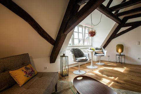 suitelifebensheim is an innovative shared flat (WG) concept in a listed, top-refurbished half-timbered house. In five lockable suites you will find space for retreat, security, creative thoughts and relaxation. In addition, you can entertain friends ...