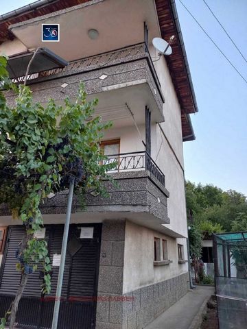 'Address' real estate offers a two-storey massive house with a garage in the town of Lukovit. The first floor consists of a kitchen with a kitchenette, a living room, a closet, a bathroom with a toilet. The second floor consists of 3 bedrooms, a corr...