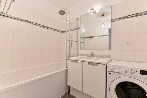 Welcome to this charming apartment located in the heart of the vibrant Bastille district, in the 11th arrondissement of Paris. Ideally situated, this apartment provides all the necessary comforts for a delightful stay in the City of Light. Apartment ...