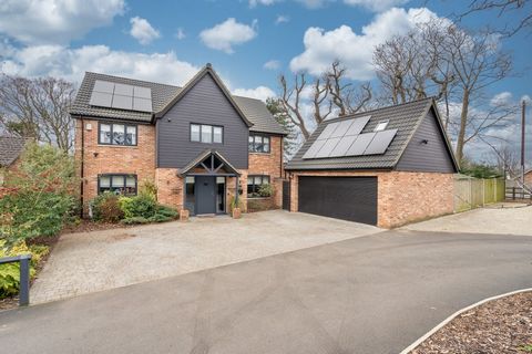 *** NO ONWARD CHAIN ***A stunning contemporary property, this home has been incredibly well designed and finished to a very high standard. Just down the road from the beach and set within the heart of the village, it’s perfectly placed for making the...