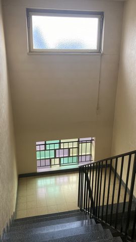 Great opportunity to seize! OUARTIMMO offers you in EXCLUSIVITY the sale of this apartment with a surface area of 91m2, located in a condominium building composed of only 6 dwellings. The residence is quiet and on a human scale. The apartment is loca...