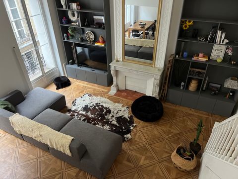 Appartement chaleureux et idéalement situé dans Bordeaux Centre.