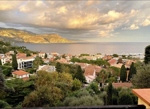 Das La Maison Gadait bietet dieses Resort an der Côte d'Azur: In einer Villa aus dem 19. Jahrhundert bietet dieses Boutique-Hotel Unterkünfte mit eigenem Bad und kostenfreiem WLAN in Nizza, eine 10-minütige Fahrt von der Promenade des Anglais entfern...