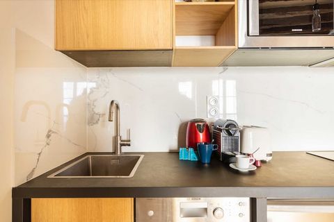 Checkmyguest oferuje Ci ten wspaniały apartament o powierzchni 30 m2, idealnie zlokalizowany w dzielnicy Arts et Métiers i blisko słynnego muzeum o tej samej nazwie. Z wygodną sypialnią i licznymi udogodnieniami jest to prawdziwy paryski skarb. Skorz...