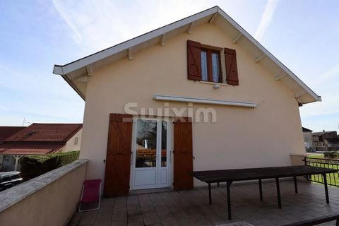 Ref 67949GM: In the peaceful town of BEY, just 10 minutes from Chalon-sur-Saône, this 1970s house has benefited from a recent energy renovation, including a new heat pump, reversible air conditioning and insulation redone in 2023. The ground floor ha...