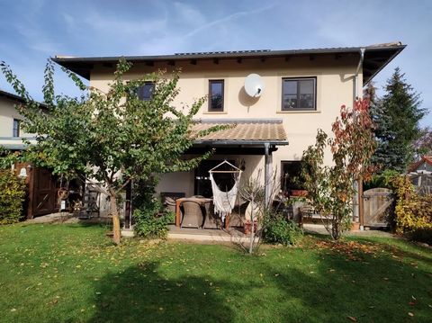 Frei stehendes massiv erbautes Einfamilienhaus, innen und außen Stein auf Stein gebaut (keine Trockenbauwände), neuwertig, mediterraner Baustil, hochwertige Ausstattungen, Terrasse, GartenhausLink: https://portal.av-immobilien-berlin.de/index.php/pro...