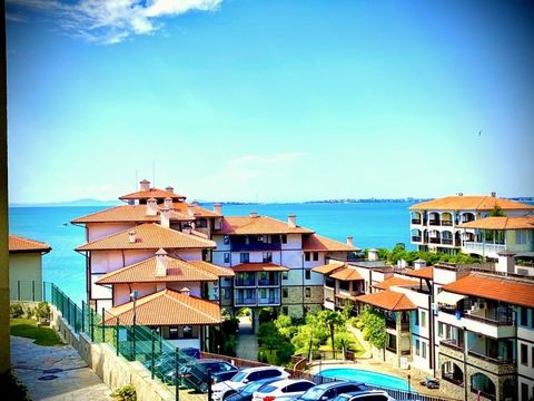 KC Properties freut sich, dieses luxuriöse 1-Bett-Apartment im exklusiven 5*****Komplex Garden of Eden im Ferienort St. Vlas anbieten zu können. Der Komplex liegt direkt am Meer (50 m) mit eigenem Privatstrand und erstreckt sich über ein riesiges Geb...