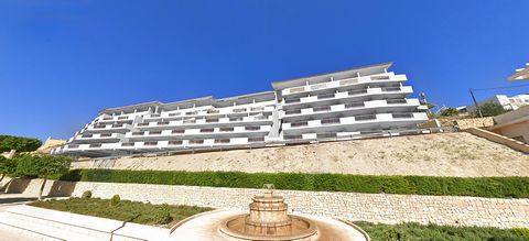 The Residencial de Obra Nueva in Relleu is the perfect place for those looking for a quality home in beautiful surroundings and with all services within easy reach. This modern 7 storey building has 2 staircases and 2 lifts, offering a total of 69 pa...