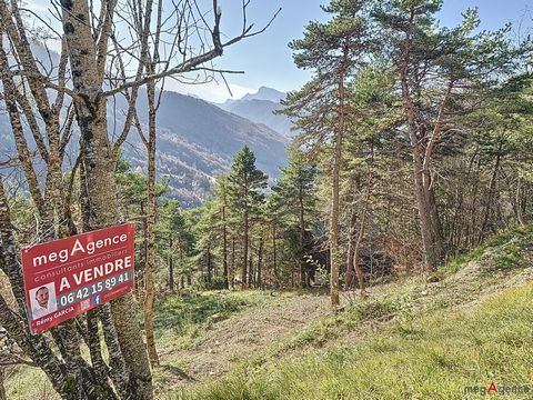 Vous avez un projet d'une construction neuve d'un chalet en altitude et dans le Vercors ? ? Terrain à bâtir dans le Vercors de 670 m² + Permis de construire validé?? Découvrez cette nouvelle exclusivité d'un terrain à bâtir de 670 m² situé au Col de ...