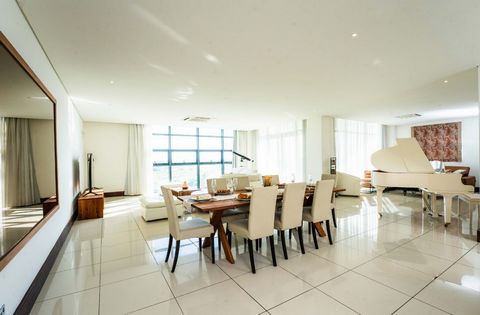 À Vendre : Appartement T4 d'Exception à Grand Baie, La Croisette – Accessible aux Étrangers avec Permis de Résidence Situé dans l'un des quartiers les plus prisés de l'île Maurice, cet appartement T4 de La Croisette vous offre un cadre de vie alliant...