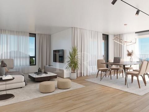 Bright 4-bedroom duplex apartment in the new Caxias Heights development, with large areas and an excellent location between Lisbon and Cascais. Spread over two floors with 207sqm of gross private area and 75sqm of balconies and terraces, the apartmen...