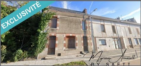 UNIQUE ! Nouveauté ! Exclusivité ! Belle opportunité avec cet ensemble immobilier à rénover idéalement situé face à la place du Champ de Foire dans la ville de Dun-Le-Palestel, à 15 minutes de la ville de la Souterraine avec sa gare SNCF (Paris-Toulo...