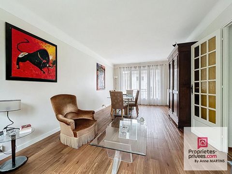 NOUVEAUTE, chez Propriétés Privées ! Dans une impasse au calme à Viry-Châtillon, A mi chemin entre le centre ville et le plateau, découvrez cette maison individuelle rénovée il y a une dizaine d'années, saine et bien entretenue. Proposant une superfi...