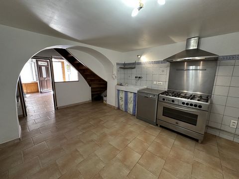 Jolie maison de village avec des éléments de caractère