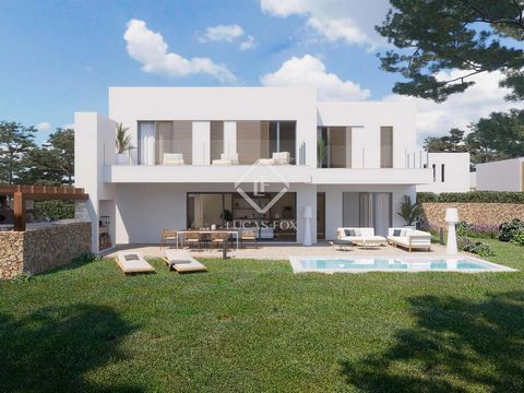 Lucas Fox development the new construction development offered in a private and exclusive residential area surrounded by pine forests with views of the Mediterranean Sea. The complex offers a large communal area with a swimming pool, a gourmet room, ...