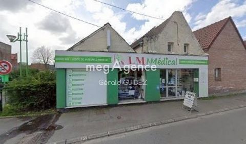 A LALLAING Magnifique local de 140m2 avec grande vitrine à LOUER