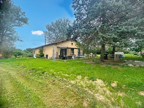 Terrain à bâtir 1676m² avec maison à réhabiliter ou à détruire