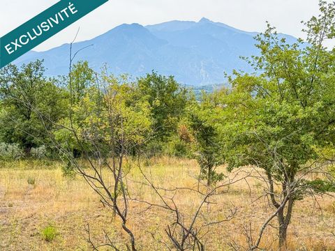 Terrain 1950m2 vue Canigou constructible viabilisé