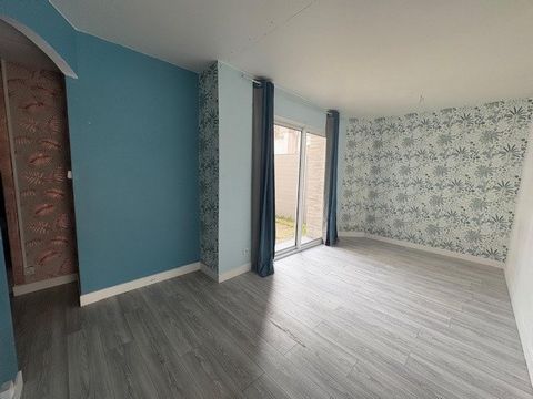 MURS COMMERVCIAUX ET APPARTEMENT T3