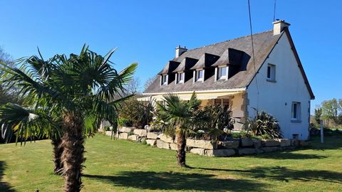FAMILIALE SPACIEUSE ET LUMINEUSE A 18 MIN DE VANNES