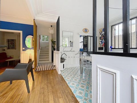 CENTRE VILLE - Magnifique Maison Bourgeoise en meulière 9 pièces avec sous-sol total, garage, terrasses, jardin...